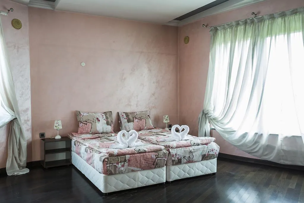 Luxury Penthouse Three Level Apartment Sofía Bulgaria